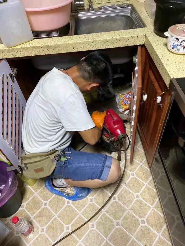 吊罗山乡通下水道